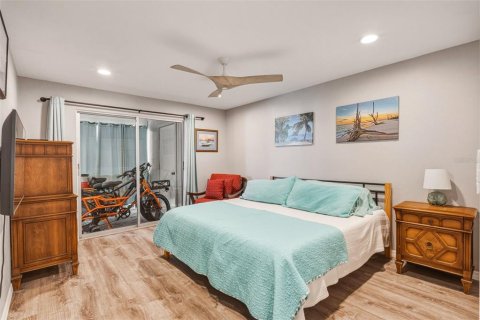 Condominio en venta en Port Charlotte, Florida, 1 dormitorio, 68.28 m2 № 2098628 - foto 22