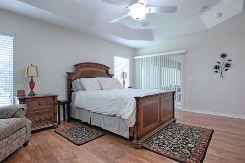 House in The Villages, Florida 3 bedrooms, 188.59 sq.m. № 1576395 - photo 25