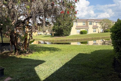 Touwnhouse à vendre à Tampa, Floride: 3 chambres, 135.17 m2 № 2218280 - photo 3