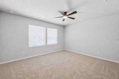 Touwnhouse à vendre à Lake Mary, Floride: 3 chambres, 177.07 m2 № 2137842 - photo 10