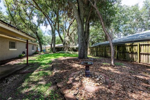 House in Seffner, Florida 3 bedrooms, 141.3 sq.m. № 1789538 - photo 30