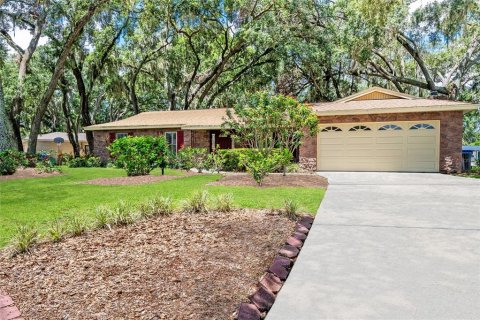 House in Seffner, Florida 3 bedrooms, 141.3 sq.m. № 1789538 - photo 2