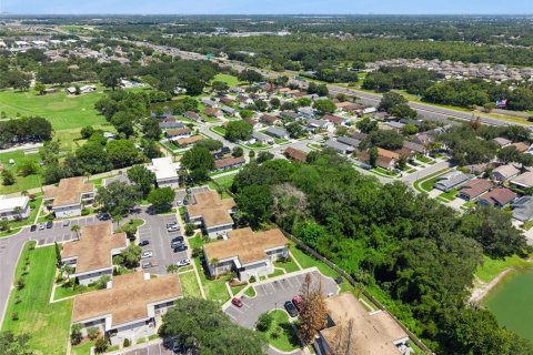 Condo in Winter Garden, Florida, 2 bedrooms  № 2200246 - photo 25