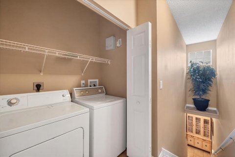 Condo in Sarasota, Florida, 2 bedrooms  № 1550437 - photo 19