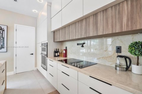 Casa en venta en Hollywood, Florida, 3 dormitorios, 168.52 m2 № 1696746 - foto 21