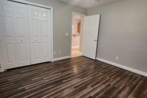 Casa en alquiler en Palm Bay, Florida, 4 dormitorios, 254.74 m2 № 1835648 - foto 19