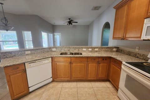 Casa en alquiler en Palm Bay, Florida, 4 dormitorios, 254.74 m2 № 1835648 - foto 25