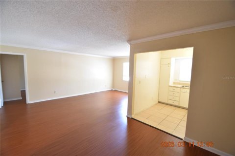 Copropriété à louer à Saint Petersburg, Floride: 2 chambres, 89.65 m2 № 2101521 - photo 12