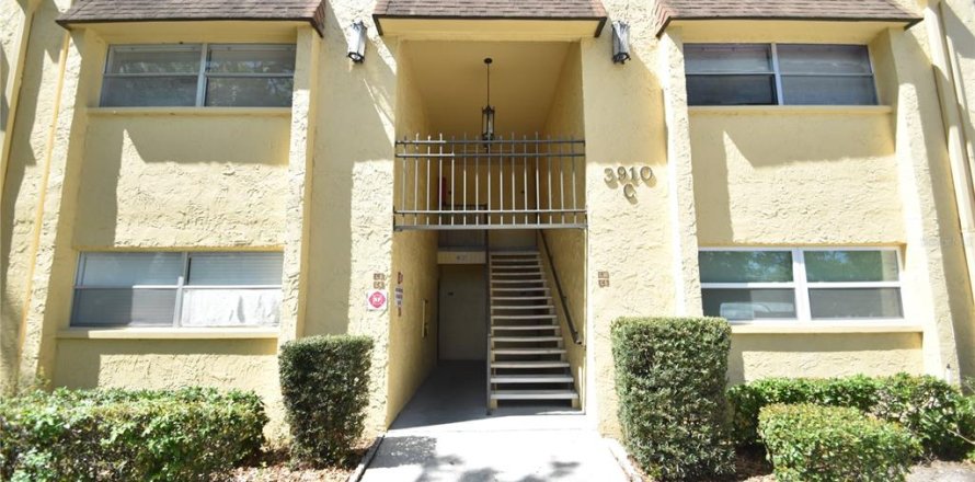 Condo à Saint Petersburg, Floride, 2 chambres  № 2101521