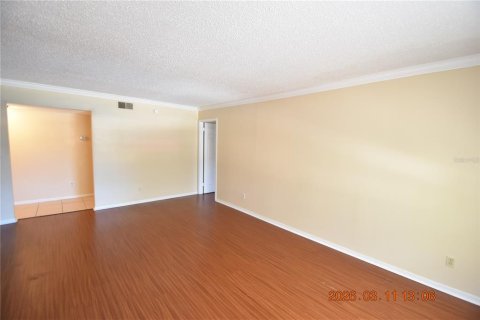 Copropriété à louer à Saint Petersburg, Floride: 2 chambres, 89.65 m2 № 2101521 - photo 9