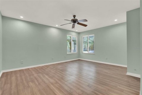 House in Longwood, Florida 4 bedrooms, 204.29 sq.m. № 1874078 - photo 27