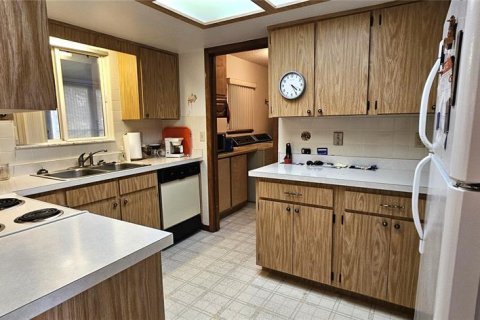 House in Ocala, Florida 2 bedrooms, 103.31 sq.m. № 1827728 - photo 9