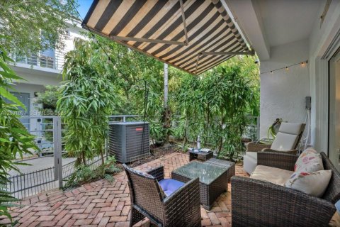 Condo in Miami Beach, Florida, 3 bedrooms  № 2428186 - photo 7