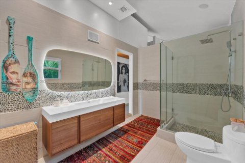 Condo in Miami Beach, Florida, 3 bedrooms  № 2428186 - photo 20