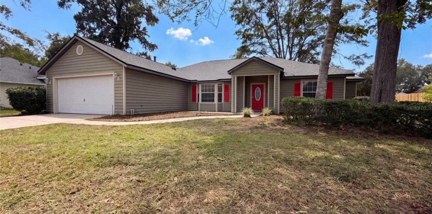 Villa ou maison à Gainesville, Floride 4 chambres, 165.46 m2 № 2287038