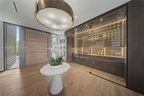 House in Fort Lauderdale, Florida 7 bedrooms, 966.18 sq.m. № 2069087 - photo 16