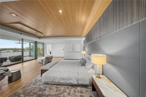 House in Fort Lauderdale, Florida 7 bedrooms, 966.18 sq.m. № 2069087 - photo 19