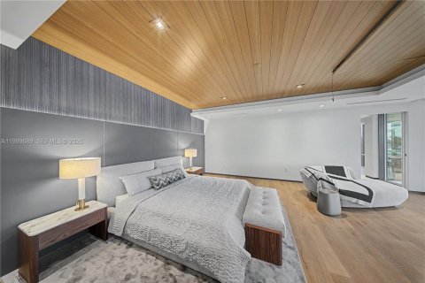 House in Fort Lauderdale, Florida 7 bedrooms, 966.18 sq.m. № 2069087 - photo 21