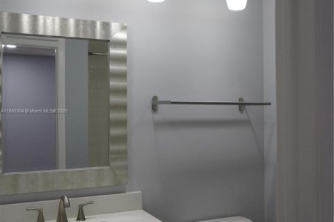 House in Weston, Florida 2 bedrooms, 82.96 sq.m. № 1887685 - photo 13