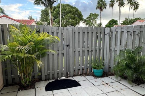 House in Weston, Florida 2 bedrooms, 82.96 sq.m. № 1887685 - photo 14