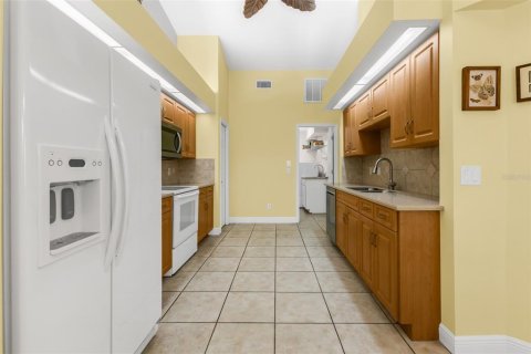 Villa ou maison à vendre à Punta Gorda, Floride: 3 chambres, 167.41 m2 № 2408845 - photo 5
