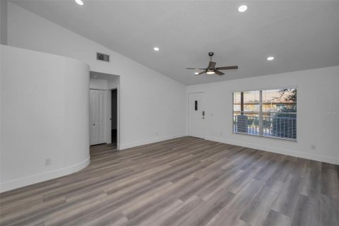 Condo in Clearwater, Florida, 2 bedrooms  № 1567295 - photo 3