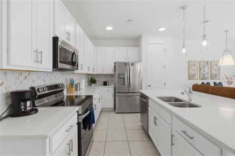 Adosado en venta en Davenport, Florida, 3 dormitorios, 150.69 m2 № 2232913 - foto 9