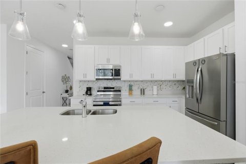 Adosado en venta en Davenport, Florida, 3 dormitorios, 150.69 m2 № 2232913 - foto 12