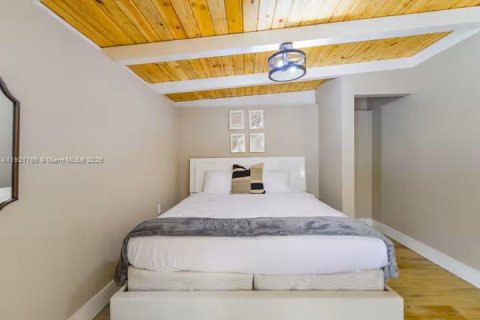 House in Fort Lauderdale, Florida 3 bedrooms, 159.42 sq.m. № 1975375 - photo 19