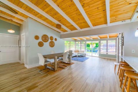 House in Fort Lauderdale, Florida 3 bedrooms, 159.42 sq.m. № 1975375 - photo 14