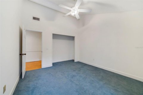 Townhouse in Longwood, Florida 3 bedrooms, 196.12 sq.m. № 1903834 - photo 19
