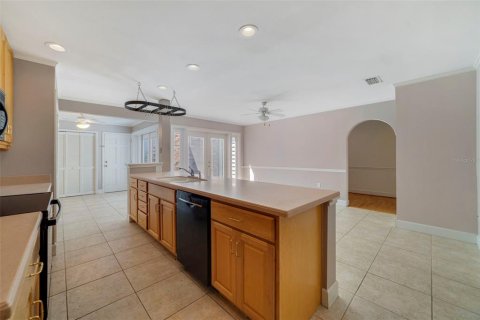 Townhouse in Longwood, Florida 3 bedrooms, 196.12 sq.m. № 1903834 - photo 7