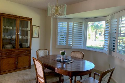 Villa ou maison à louer à Palm Harbor, Floride: 2 chambres, 113.34 m2 № 1888516 - photo 4
