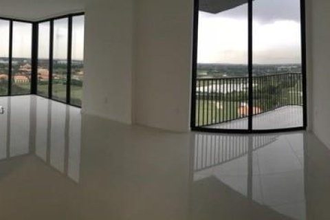 Снять в аренду кондоминиум в Дорал, Флорида 3 спальни, 123.37м2, № 2045151 - фото 11