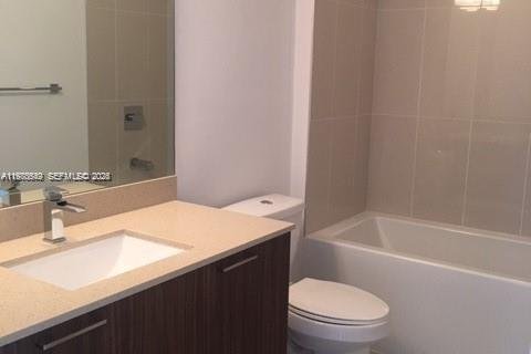 Снять в аренду кондоминиум в Дорал, Флорида 3 спальни, 123.37м2, № 2045151 - фото 19