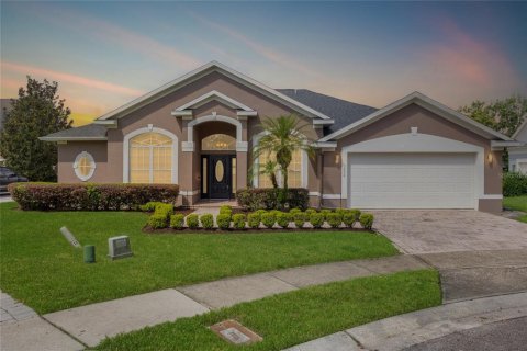 Casa en venta en Orlando, Florida, 4 dormitorios, 235.04 m2 № 1900054 - foto 1