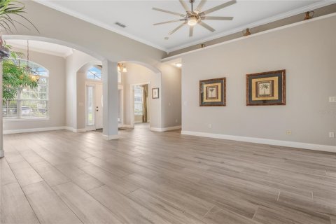 Casa en venta en Orlando, Florida, 4 dormitorios, 235.04 m2 № 1900054 - foto 3