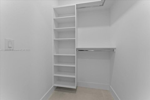 Casa en venta en Lehigh Acres, Florida, 3 dormitorios № 1896772 - foto 25