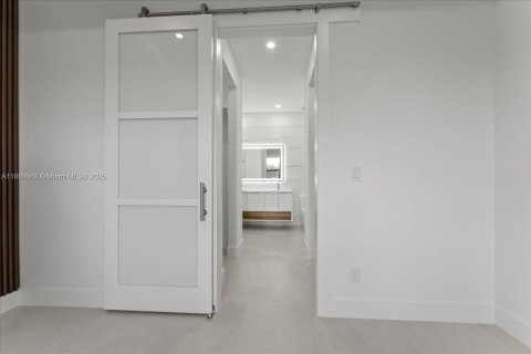 Casa en venta en Lehigh Acres, Florida, 3 dormitorios № 1896772 - foto 26