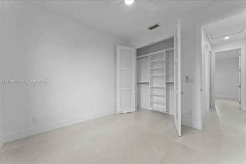 Casa en venta en Lehigh Acres, Florida, 3 dormitorios № 1896772 - foto 20