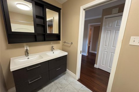 Casa en venta en Largo, Florida, 2 dormitorios, 78.5 m2 № 1914467 - foto 19