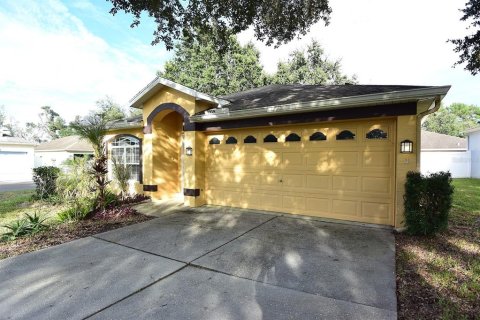 Casa en venta en New Port Richey, Florida, 4 dormitorios, 138.8 m2 № 1919913 - foto 2