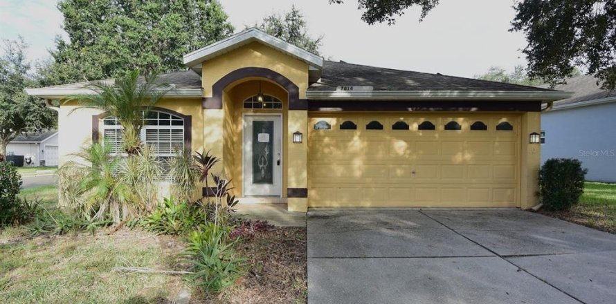 Casa en New Port Richey, Florida 4 dormitorios, 138.8 m2 № 1919913