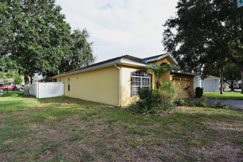 Casa en venta en New Port Richey, Florida, 4 dormitorios, 138.8 m2 № 1919913 - foto 30