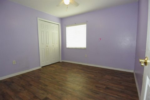 Casa en venta en New Port Richey, Florida, 4 dormitorios, 138.8 m2 № 1919913 - foto 18