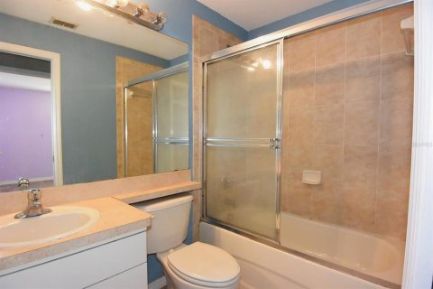 Casa en venta en New Port Richey, Florida, 4 dormitorios, 138.8 m2 № 1919913 - foto 17