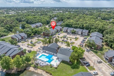 Condo in Saint Petersburg, Florida, 2 bedrooms № 2198380 - photo 6