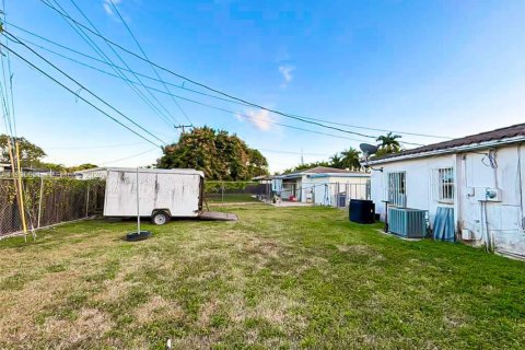 Купить виллу или дом в Майами, Флорида 3 спальни, 90.58м2, № 1998180 - фото 9