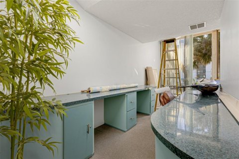 Купить коммерческую недвижимость в Коко-Бич, Флорида № 1522684 - фото 8