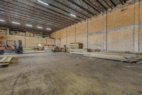 Купить коммерческую недвижимость в Коко-Бич, Флорида № 1522684 - фото 14